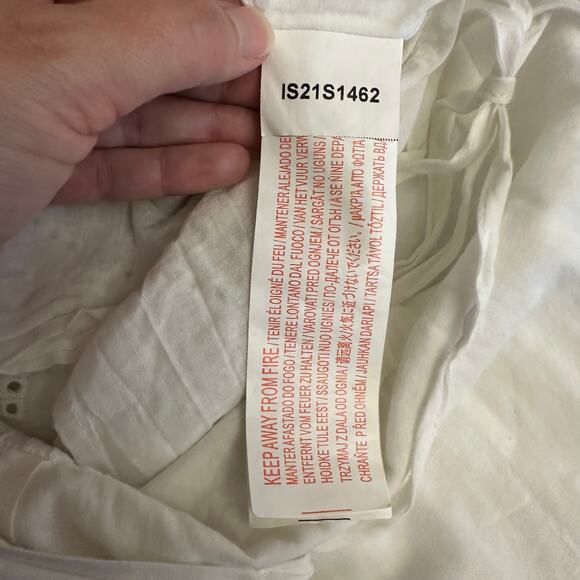 MINKPINK White Eyelet Embroidered Romper XS Boho Romantic Lace Scallop Hem - Picture 14 of 14